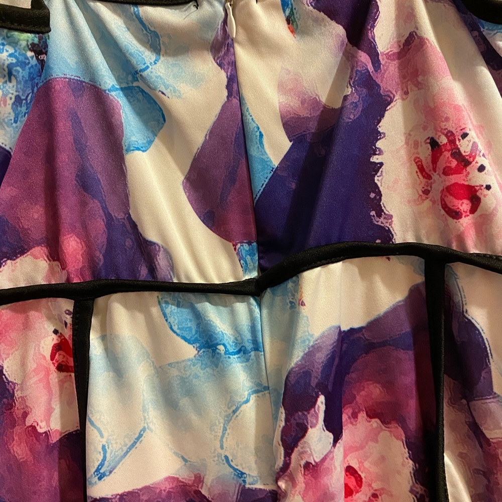 Romper 🟣🔵 - Picture 2 of 2